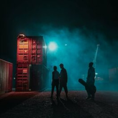 Kchiporros & Altamirano - Levanten Los Brazos!
