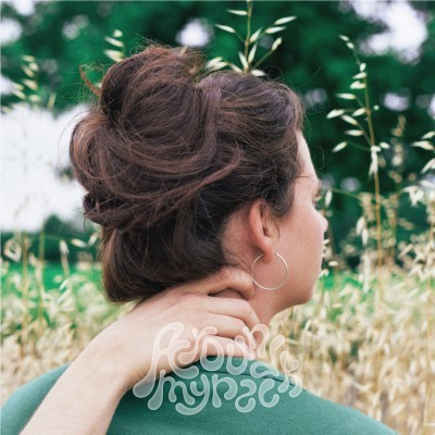 EUGENIA POST MERIDIEM / "around my neck"