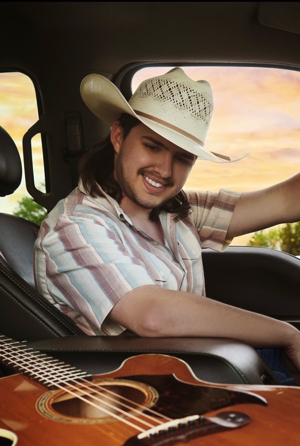 TYLER LORETTE LINKS (streaming, shows & tickets )