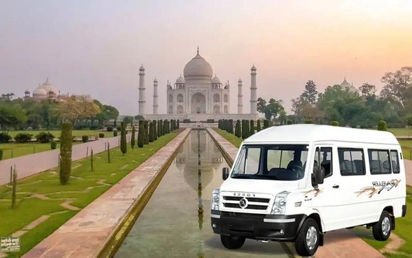 Tempo Traveller hire in Delhi