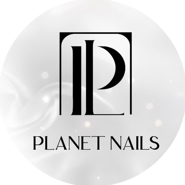 Planet Nails